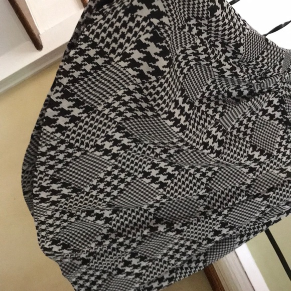 Awesome fit & flare houndstooth dress by ModCloth! - Picture 4 of 4